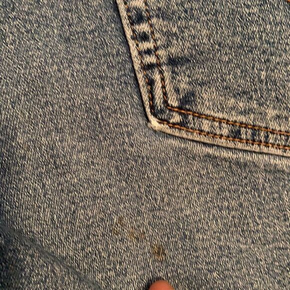 Vintage Levi’s Denim Distressed Man Made Cutoff Raw Hem Shorts - Picture 10 of 13